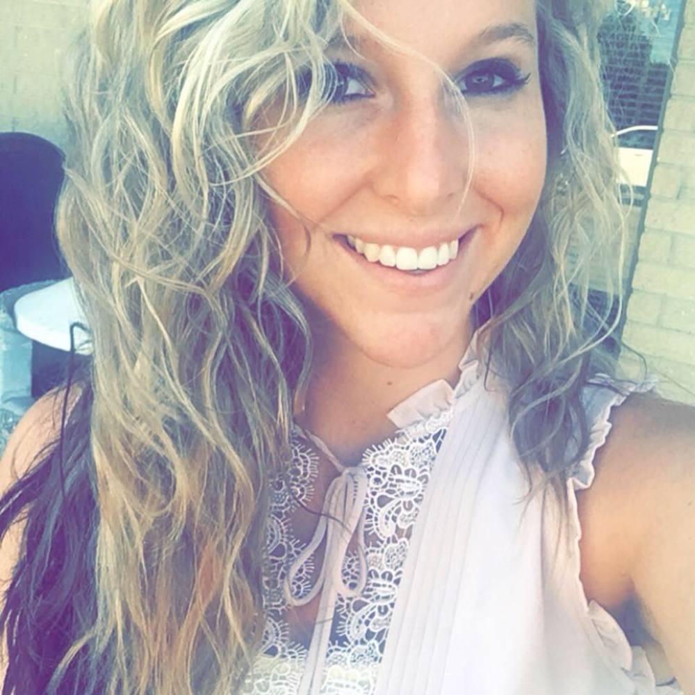 Meet your Posher, Angela